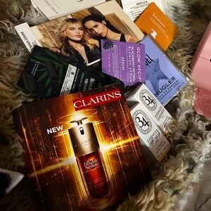 Clarins Double Serum with Assorted Skincare Samples